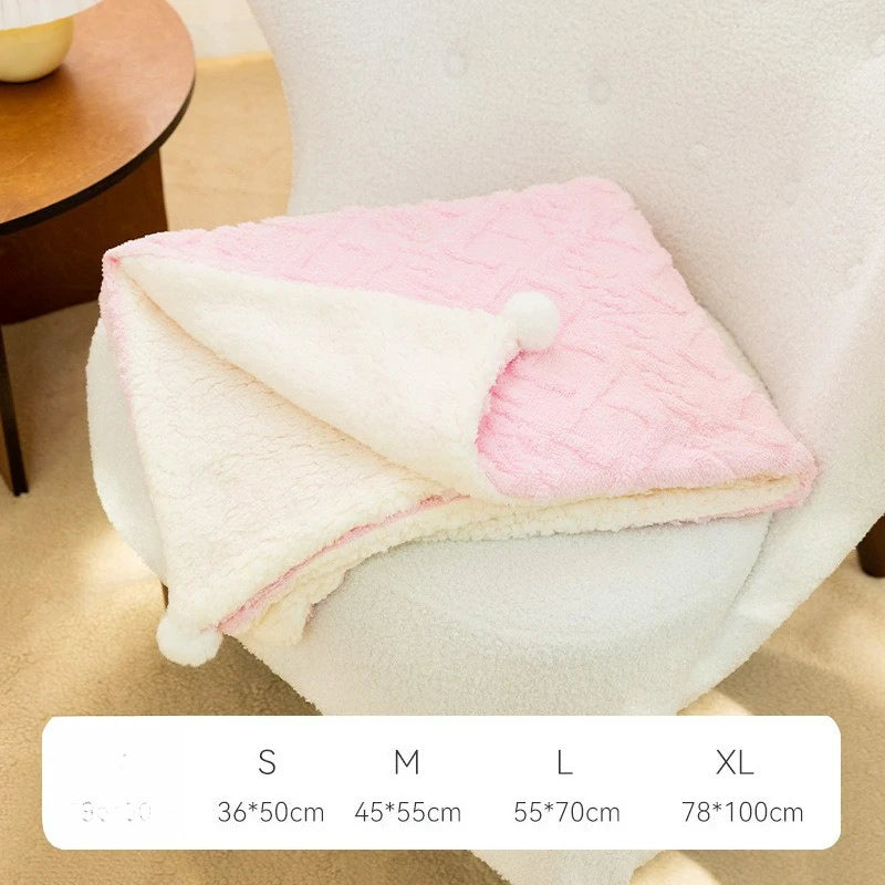 Thickened Pet Blanket Ultra-soft Pet Blanket Plush Pet Blanket for Dogs Cats Warm Soft Sleeping Mat Comfortable for Winter